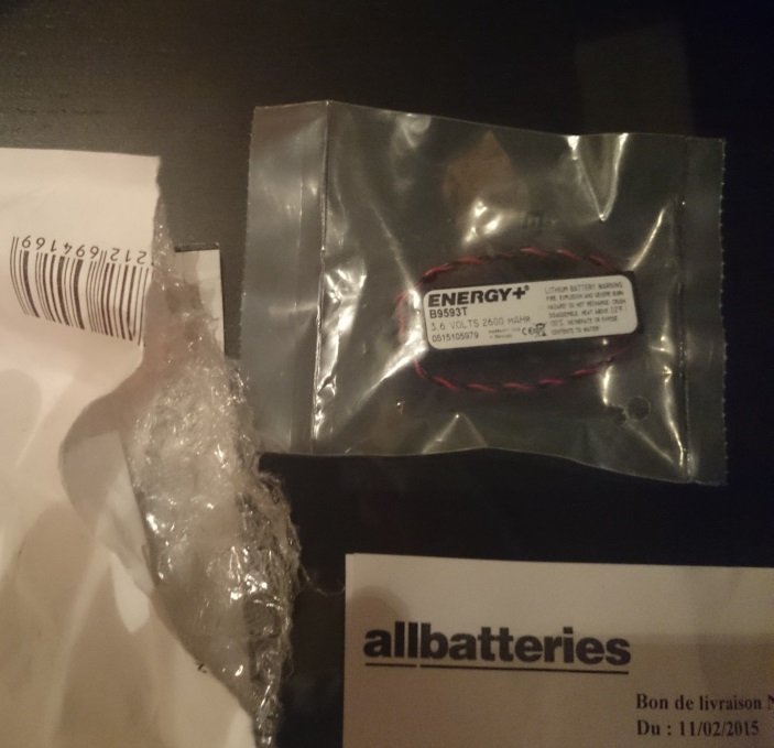 Pile CMOS de remplacement pour Toshiba T3100e encore sous emballage, avec bon de livraison du fournisseur